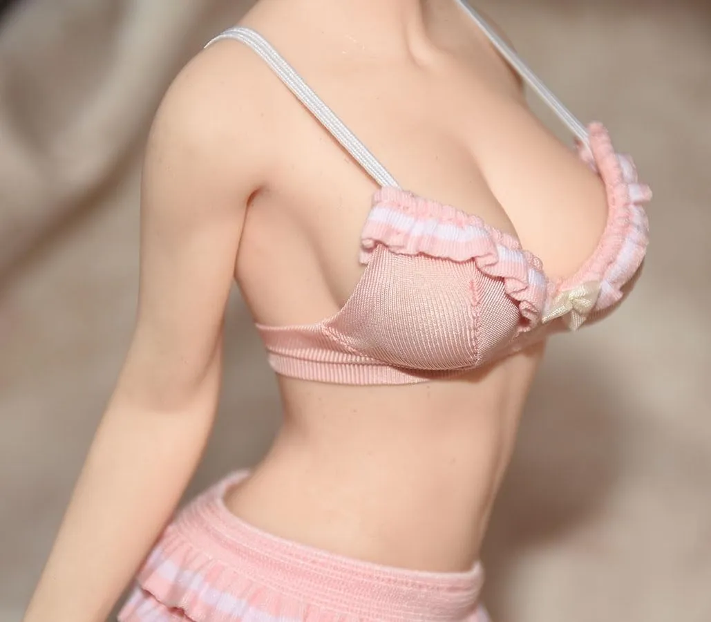 1/6 Scale Female Action Figure Doll Lace Underwear Cloth for 12 Inch Female Joint Flexible Figure Doll Miniatures Accessories Doll(Pink)