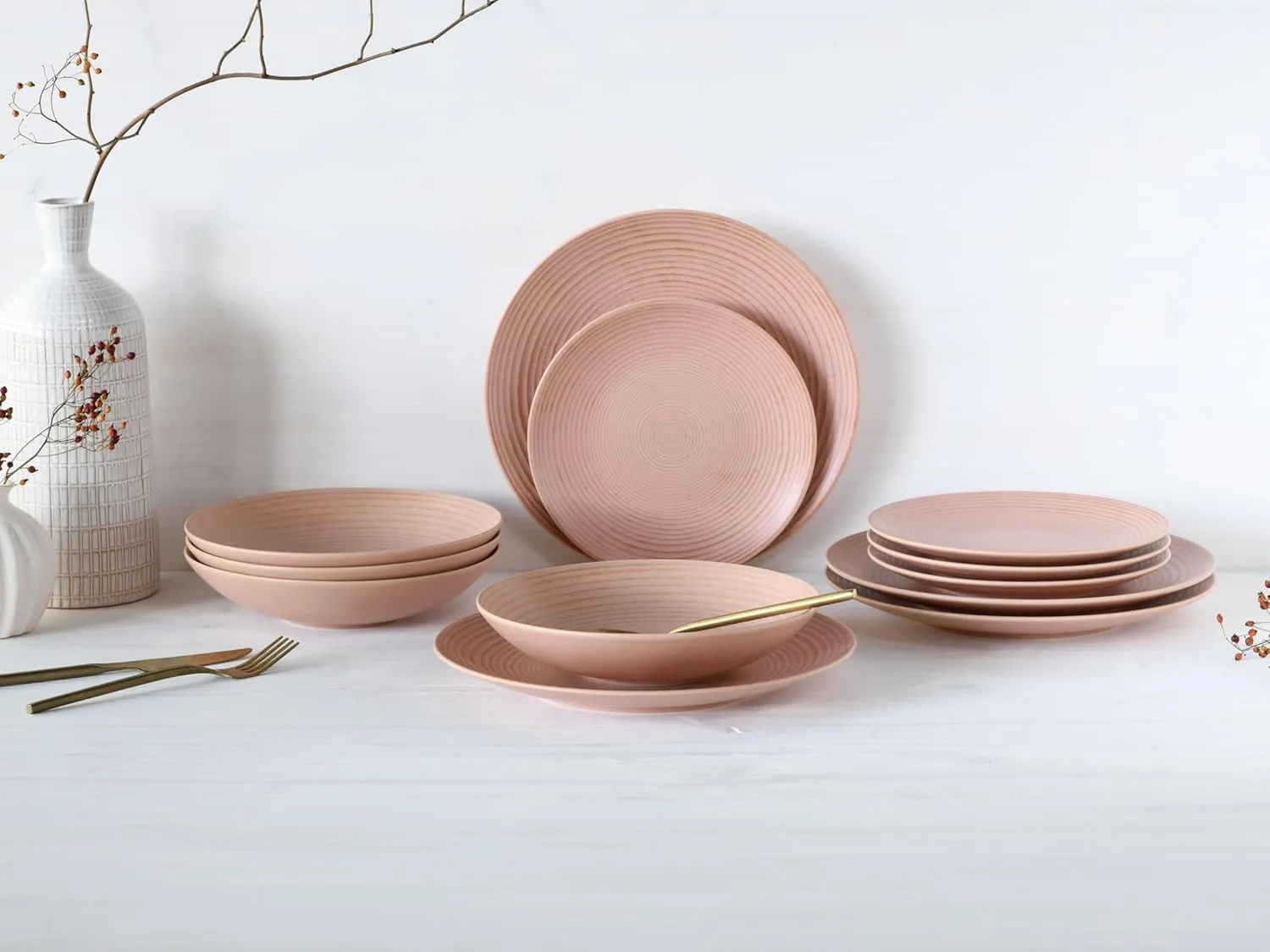 23719, Catania Peach Series, 12-Piece Crockery Set for 4 People, Plate Set Made of Stoneware, Dishwasher and Microwave Safe, Made in Portugal