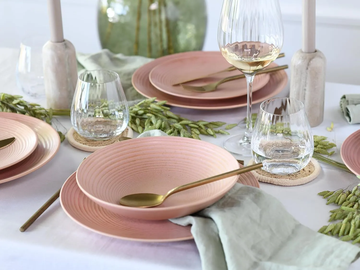 23719, Catania Peach Series, 12-Piece Crockery Set for 4 People, Plate Set Made of Stoneware, Dishwasher and Microwave Safe, Made in Portugal