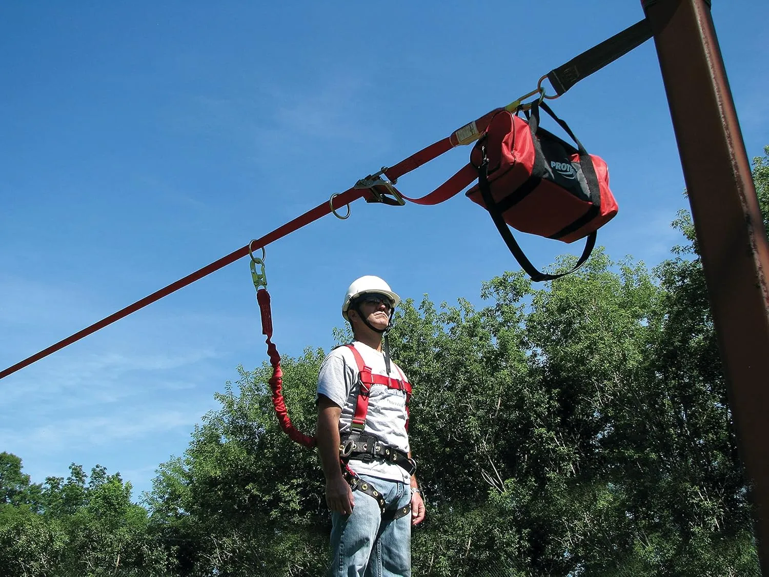 3M Protecta PRO-Line 1200101 3M Protecta 60' Horizontal Lifeline System with Two 6' Tie Off Adaptors and Carrying Bag, Color Red