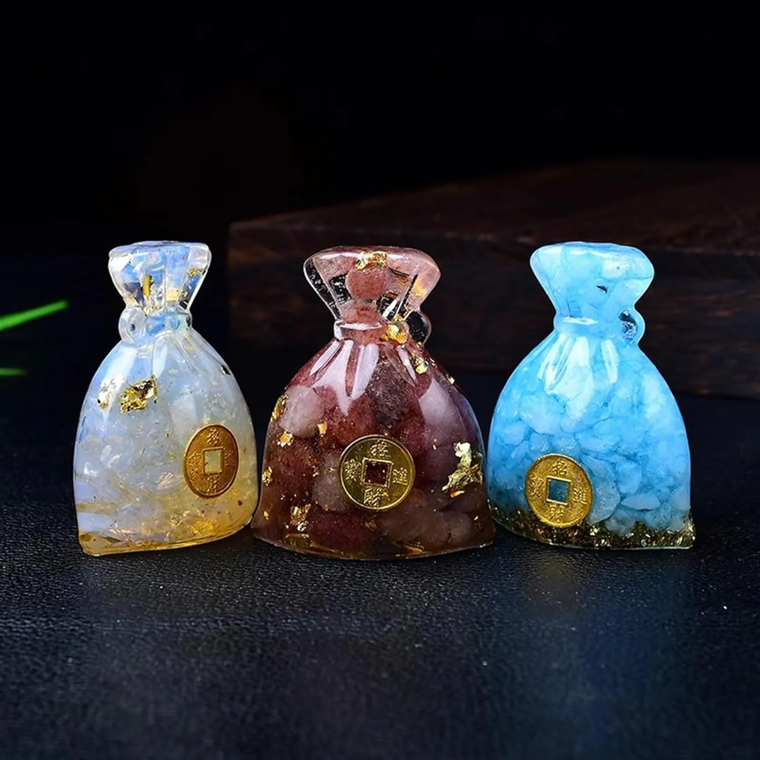 Crystal Money Bag Resin Crushed Crystals Natural Healing Crystals Figurines Ornament Attract Wealth Feng Shui Home Office Decorative Collectible Gift,Amethyst