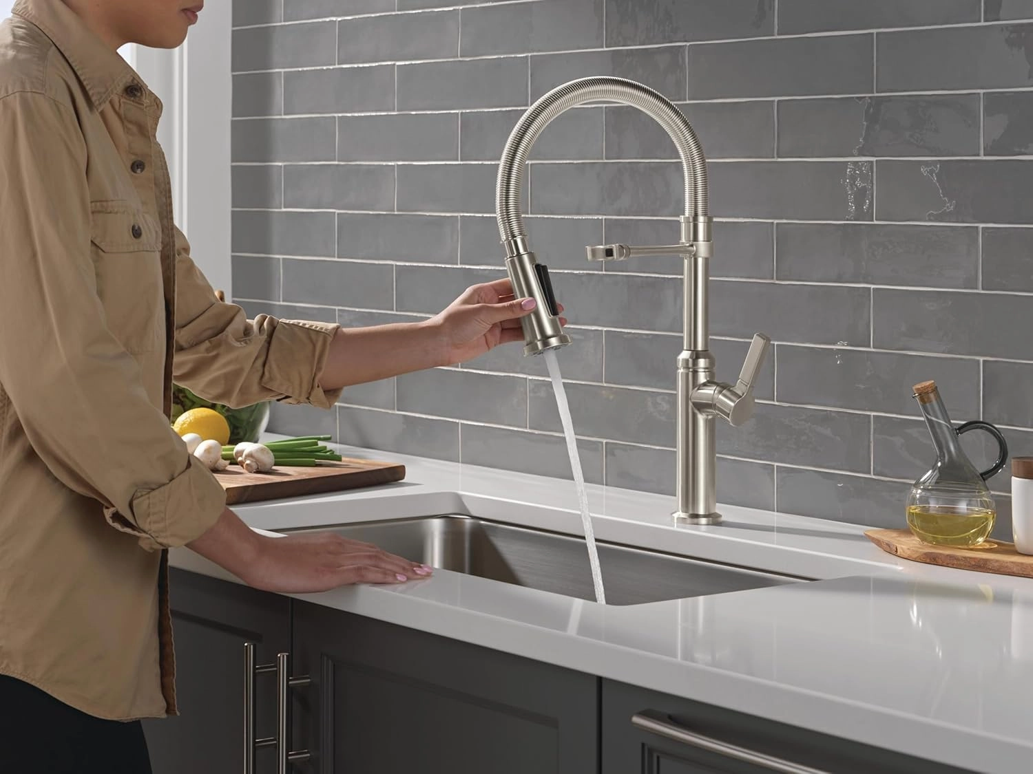 Delta Faucet Rhett Pro Commercial Style Kitchen Faucet with Pull Down Sprayer, Brushed Nickel Spring Kitchen Sink Faucet, Stainless 18829-SS-DST