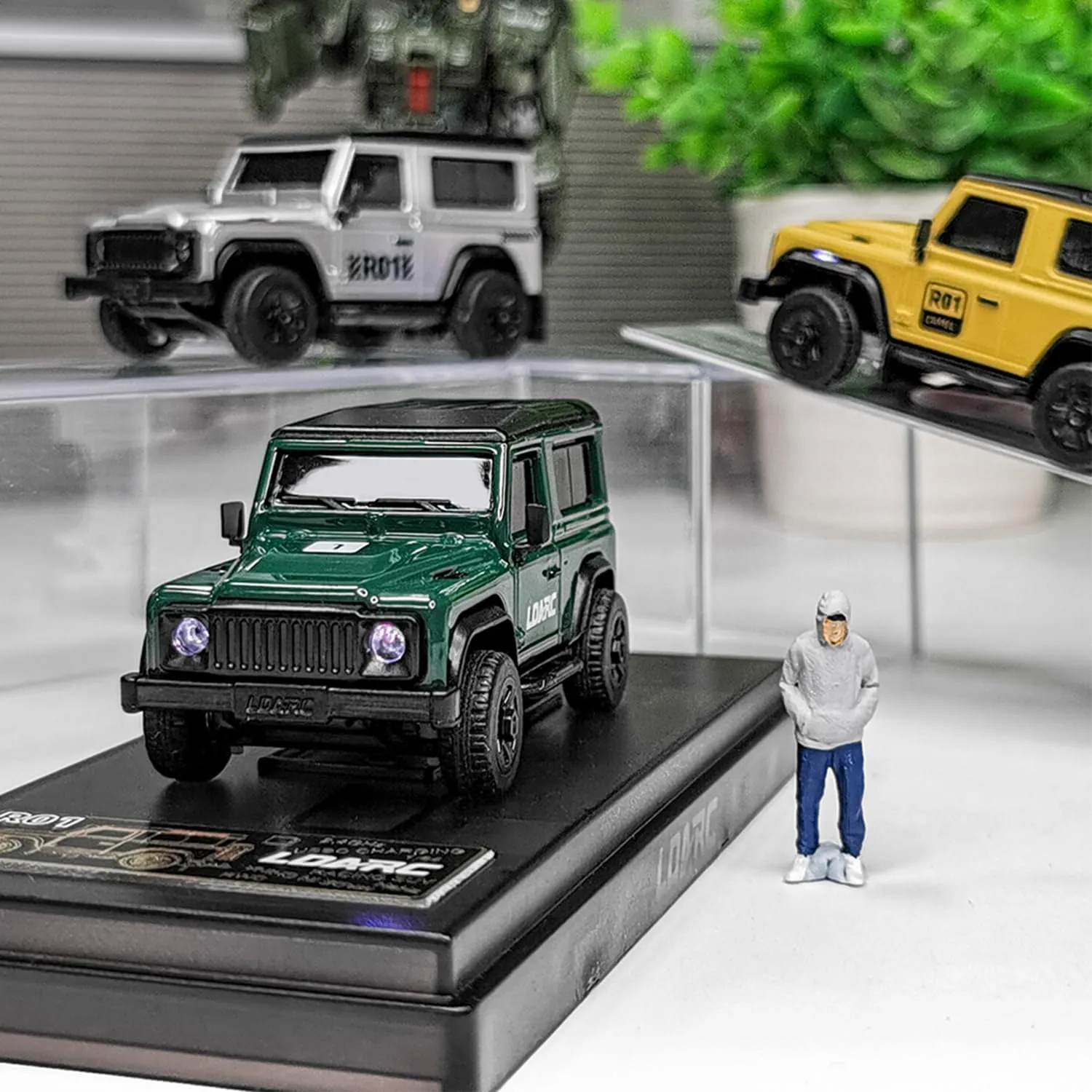 LDARC 1:64 Scale Mini RC Truck RTR RC Rock Crawler 2.4GHZ Hobby Grade Remote Control Car Model Vehicle Buggy (R01-Green)