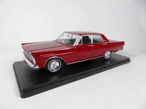 OPO 10 - Miniature car reproduced at 1/24 Scale Compatible for Ford Galaxie 500 from 1965 - M011