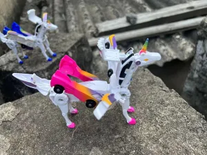 Transforming Car Robot Toys, Unicorn Racing Car Set, Boys and Girls, Automatic Deformation, Magnetic Connections, Educational, Collision to Magical Unicorns, Birthday Party (Pink)…