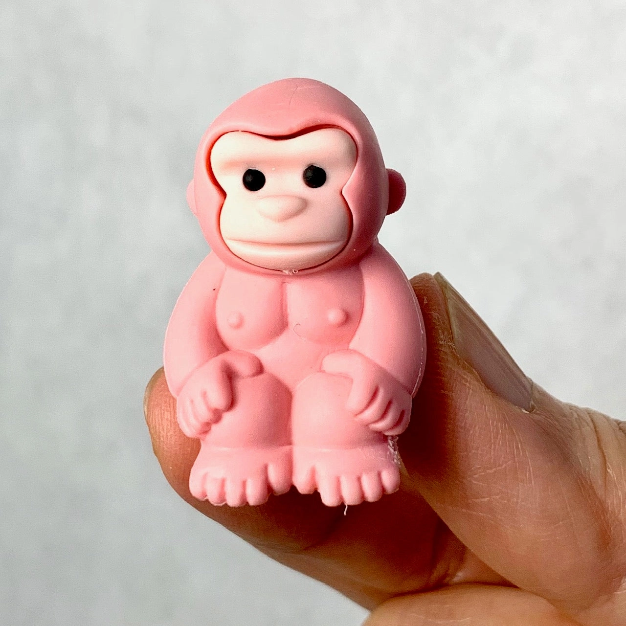 X 382611 IWAKO GORILLA ERASERS-DISCONTINUED