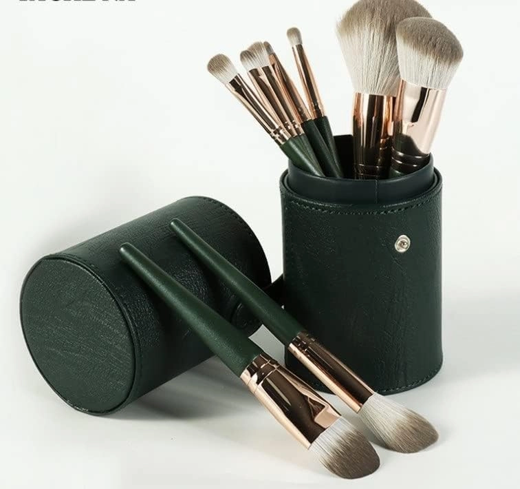 YIRENZUI 14pcs Champagne Makeup Brushes Set for Cosmetic Foundation Blush Eyeshadow Blending Make Up Brush Beauty Tool,Best Choice (Color : E, Size : As Shown)